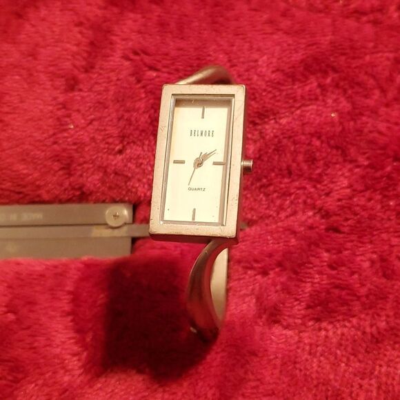 Belmore Ladies Bangle Watch Rectangular Case Silvertone - Picture 2 of 8